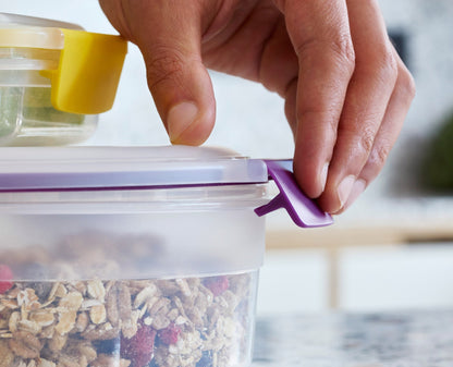 [half-width] Nest Lock 4-Piece Multicolour Round Container Set