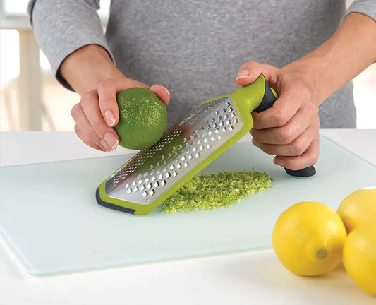 [hidden] [lifestyle]Twist Grater™ - 20017 - Image 2
