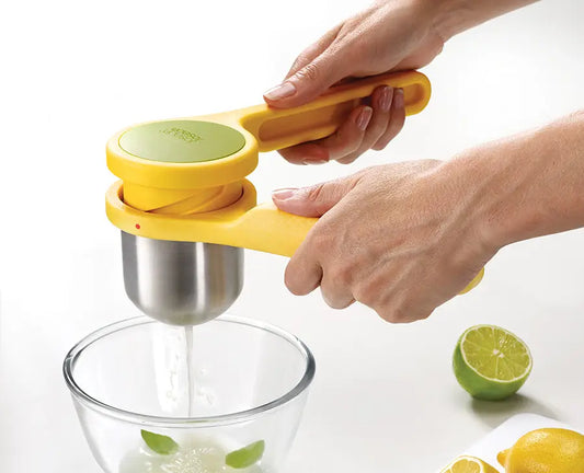 [hidden] [lifestyle] Helix Citrus Juicer - 20101 - Image 2