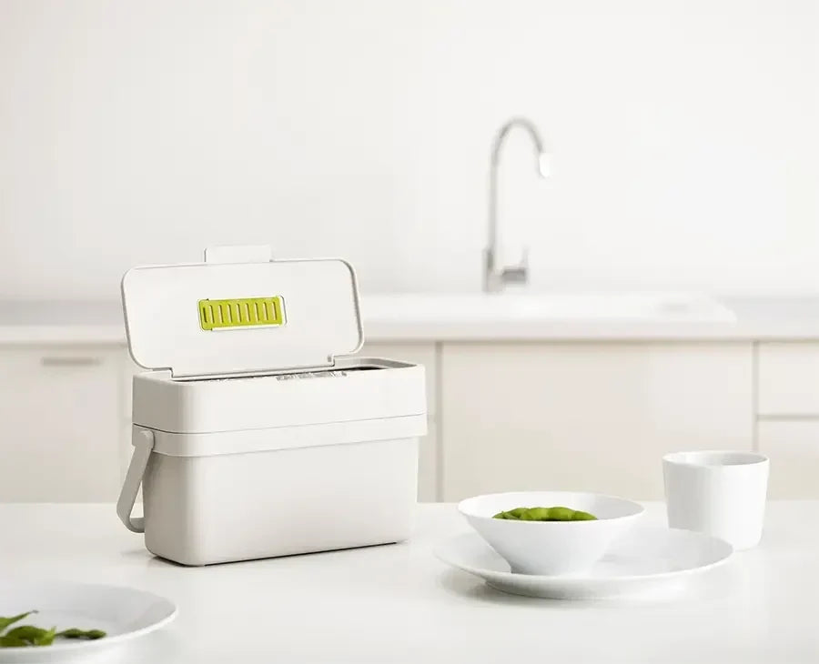 [hidden] [lifestyle] Compo™ 4L Food Waste Caddy - 30046 - Image 2