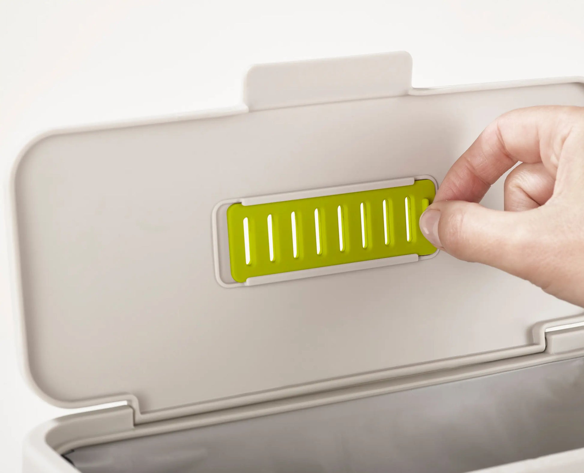 [half-width] Compo™ 4L Food Waste Caddy - 30046 - Image 6