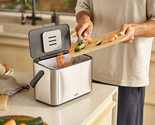 [hidden] [lifestyle] Collect™ 4L Stainless-steel Food Waste Caddy - 30145 - Image 2