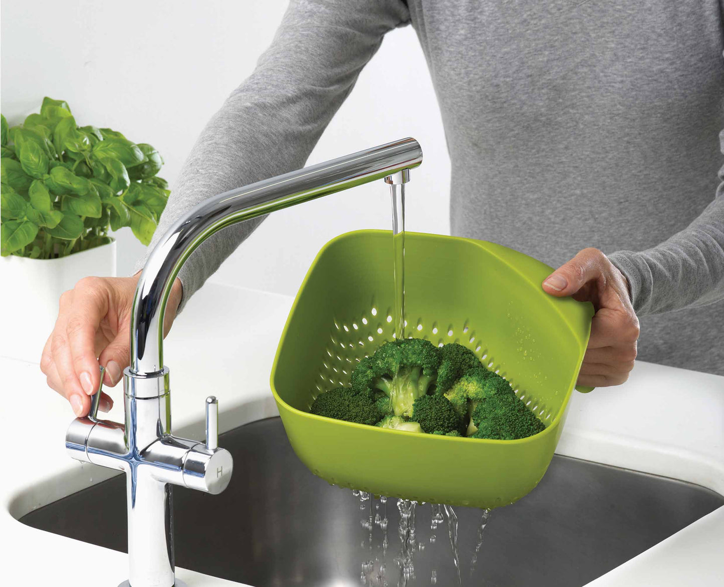 [half-width] Square Colander - 40092 - Image 4