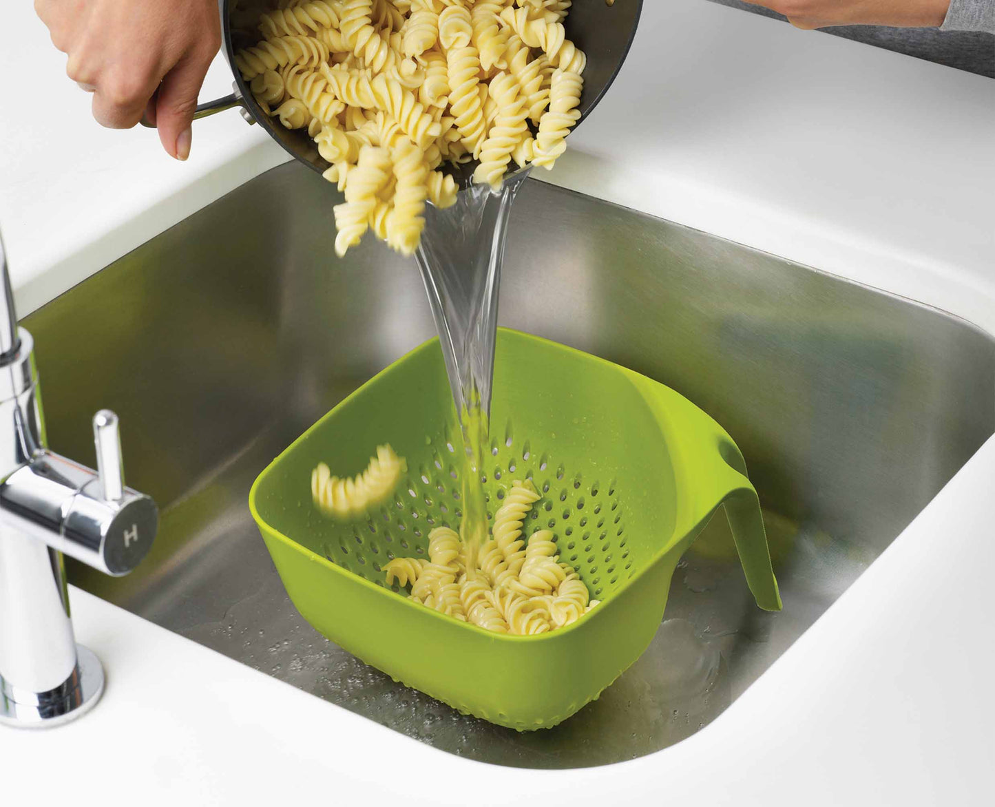 [half-width] Square Colander - 40092 - Image 5