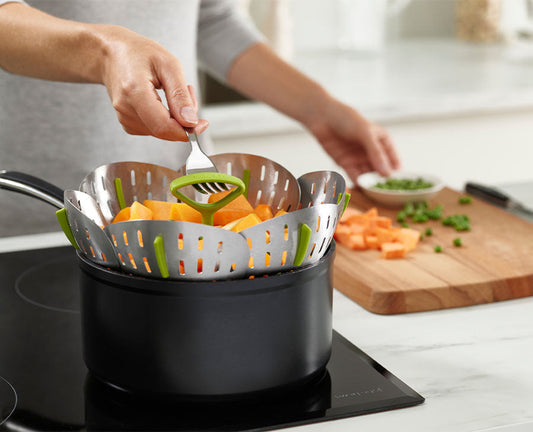 [hidden] [lifestyle] Bloom Steel Folding Steamer Basket - 45033 - Image 2
