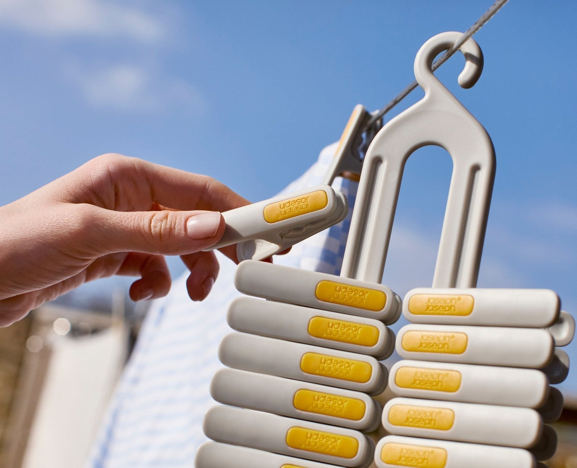 [half-width] PegStore™ 30-Piece Clothes Peg Set With Storage Stand