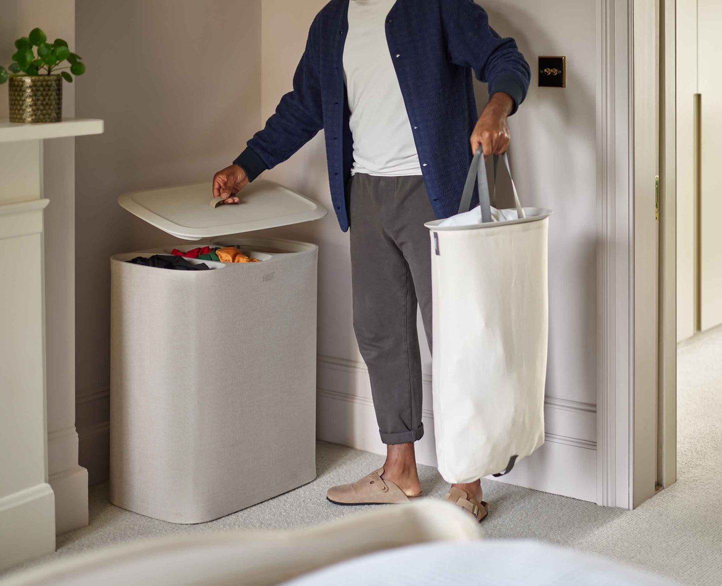 [half-width] Tota Trio 90L Laundry Separation Basket - 50021 - Image 4