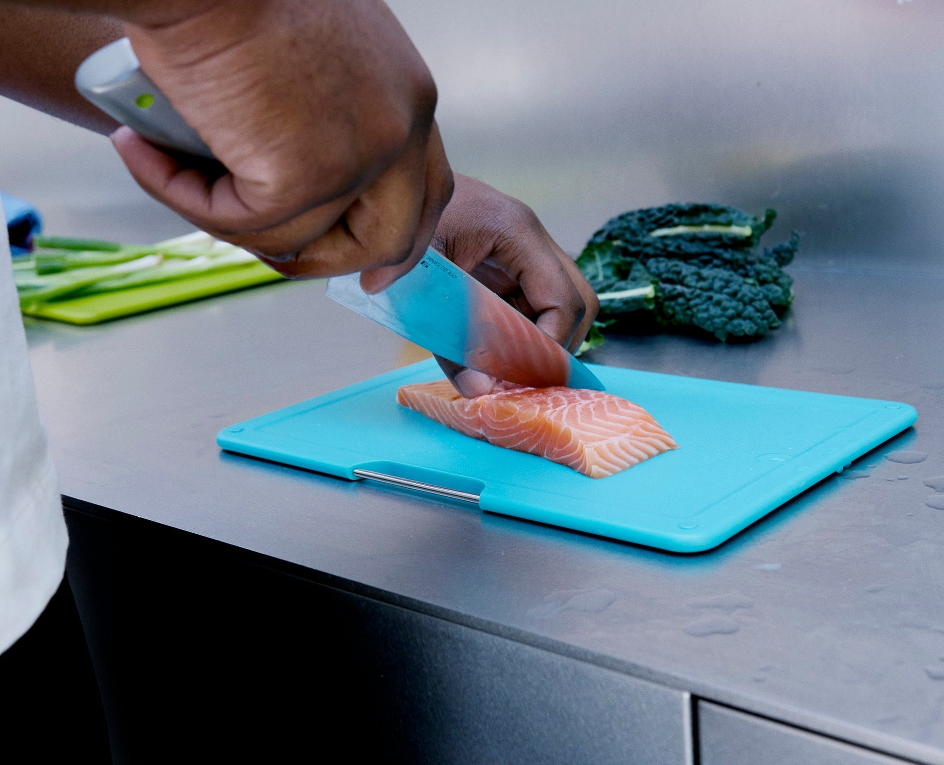 Folio™ Slim 3-piece Under-shelf Multicolour Chopping Board Set