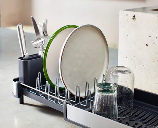 [hidden] [lifestyle] Extend™ Slim Steel Expandable Grey Dish Drainer