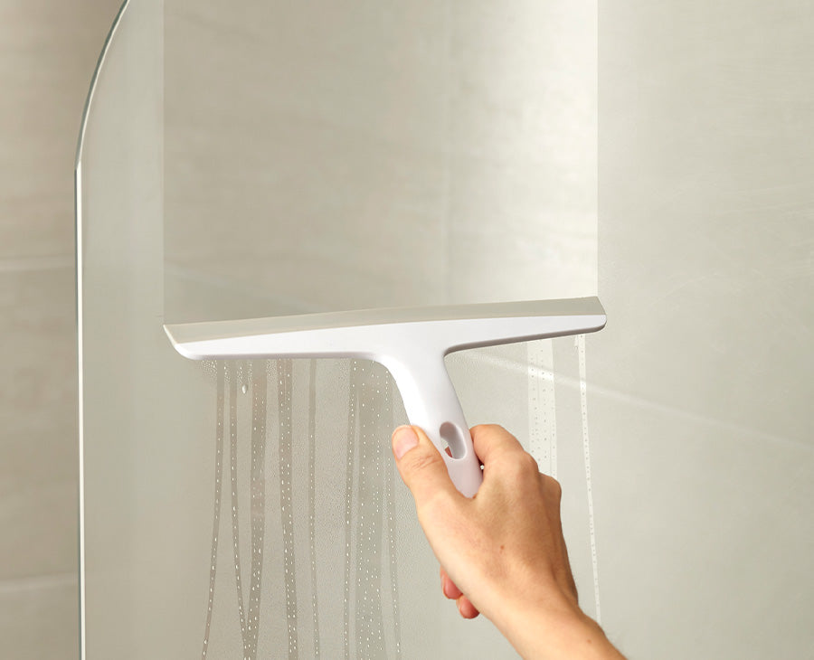 [hidden] [lifestyle] EasyStore™ Slimline Shower Squeegee - Image 2