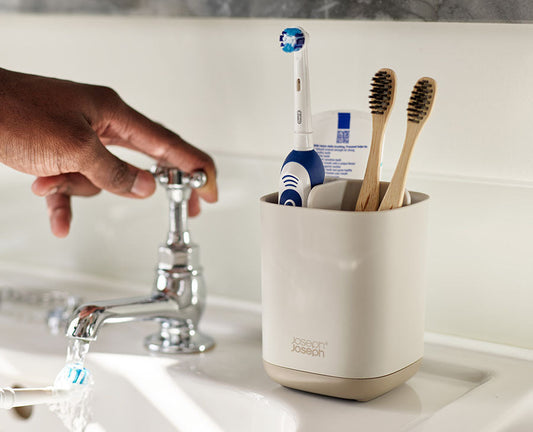 [hidden] [lifestyle] EasyStore™ Toothbrush Holder - 70574 - Image 2