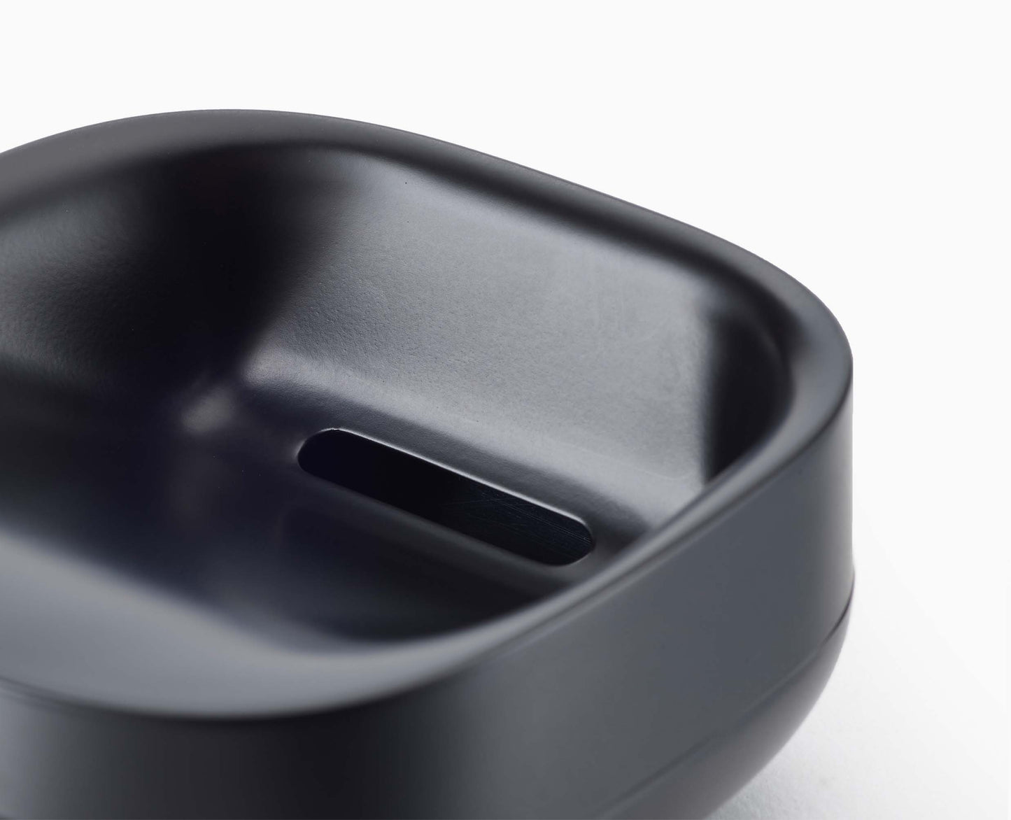 [half-width] Slim™ Compact Matt Soap Dish - 70601 - Image 5
