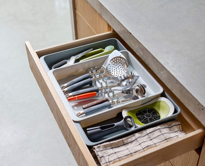 [hidden] [lifestyle] DrawerStore™ Expanding Utensil & Gadget Organiser