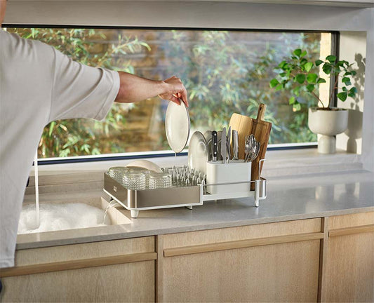[hidden] [lifestyle] Extend™ Steel Expandable Dish Drainer - 851692 - Image 2