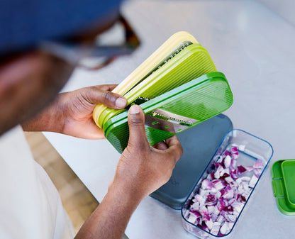 Multi-prep™ Compact Multicolour 4-piece Grater & Slicer