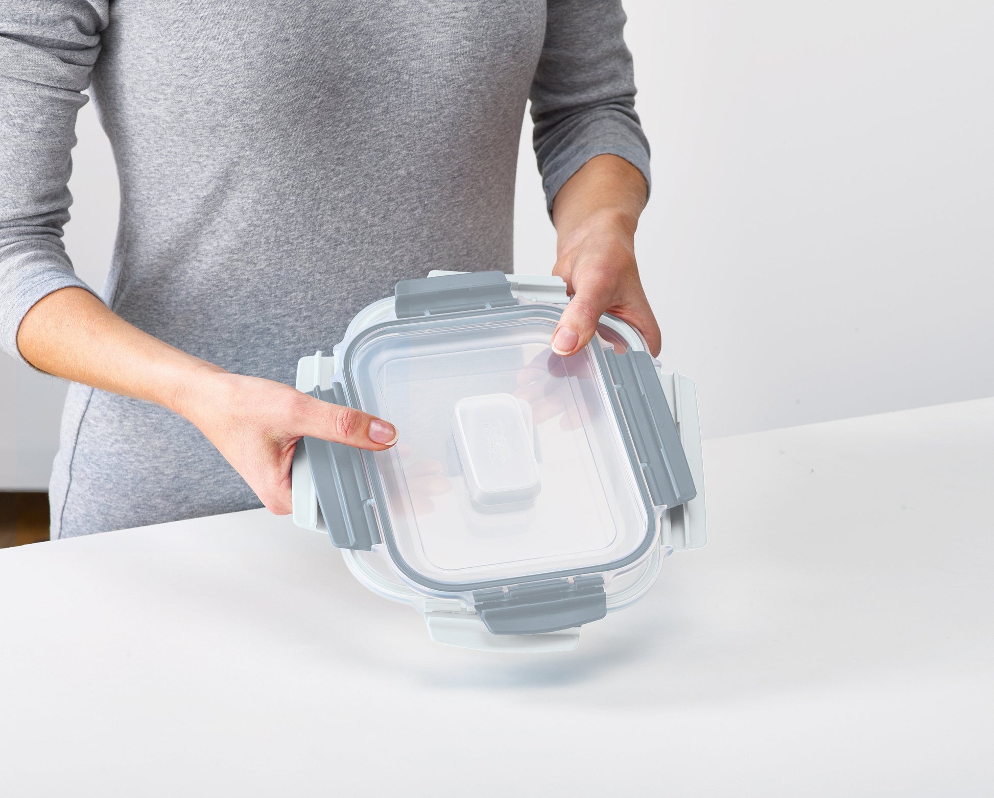 [half-width] Nest™ Lock Multi-size Container Set - Editions - 81105 - Image 6